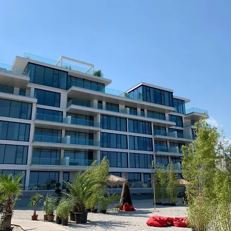 Apartament Inchis Vandut Iulie - Numai Rezervati 아파트
