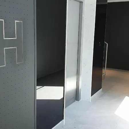 Apartament Inchis Vandut Iulie - Numai Rezervati 아파트