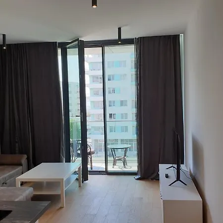 Apartament Inchis Vandut Iulie - Numai Rezervati 마마이아